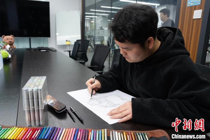 Hangzhou: rob?s exoesqueletos ajudam pessoas com deficiência a se locomoverem