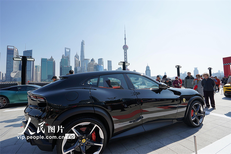 Shanghai: Exposi??o de carros em torno do Grande Prêmio da China de F1 é um sucesso