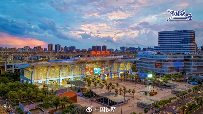 Ferrovia circular de alta velocidade de Hainan transporta mais de 300 milh?es de passageiros