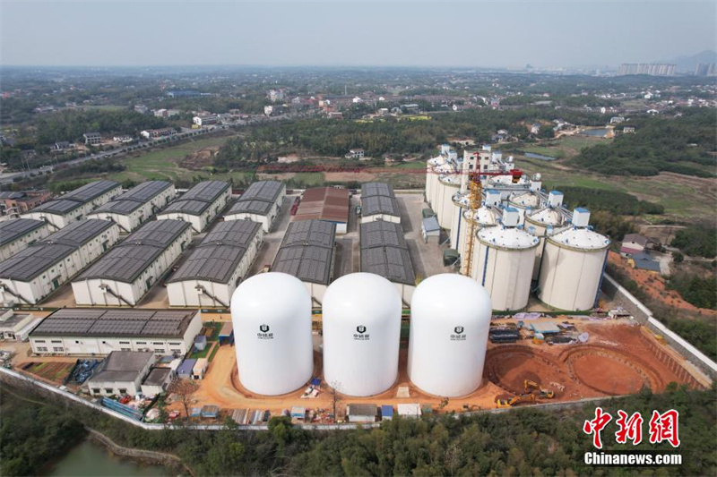 Primeiras instala??es de armazenamento de gr?os com membrana inflável da China estreiam em Hunan