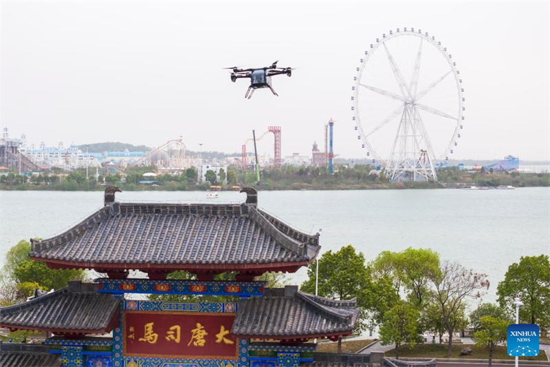 Carro voador da XPENG realiza voo de teste na Província de Hunan, centro da China