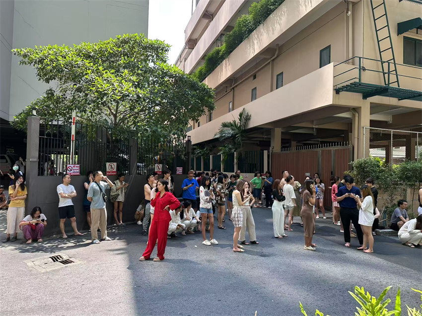 Terremoto de magnitude 7,9 atinge Mianmar