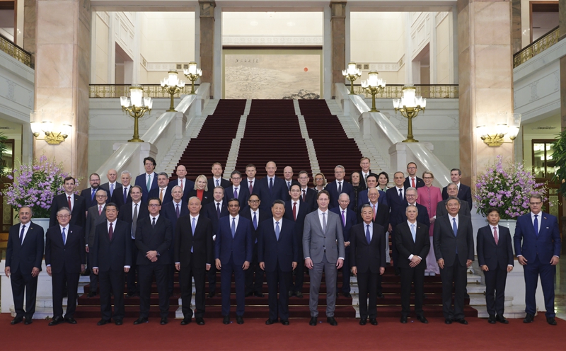 Empresas estrangeiras s?o participantes importantes na iniciativa de moderniza??o da China, diz Xi Jinping