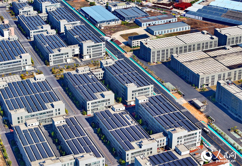 Telhados fotovoltaicos economizam energia e aumentam a eficiência em Jiangxi, sul da China