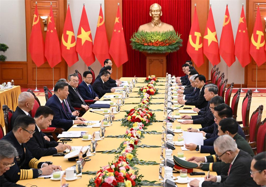 Xi Jinping pede aprofundamento da constru??o da comunidade China-Vietn? com futuro compartilhado