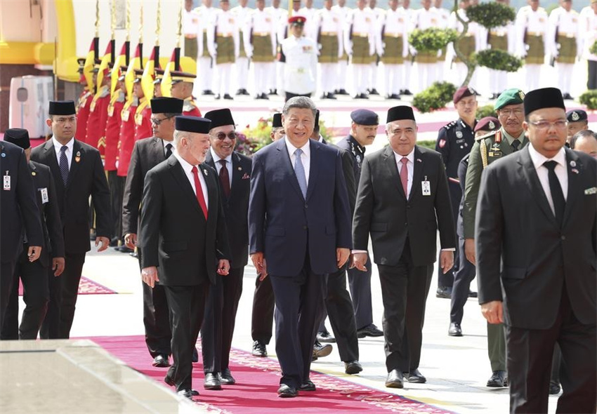 Xi Jinping pede esfor?os conjuntos para construir uma comunidade estratégica China-Malásia de alto nível com futuro compartilhado