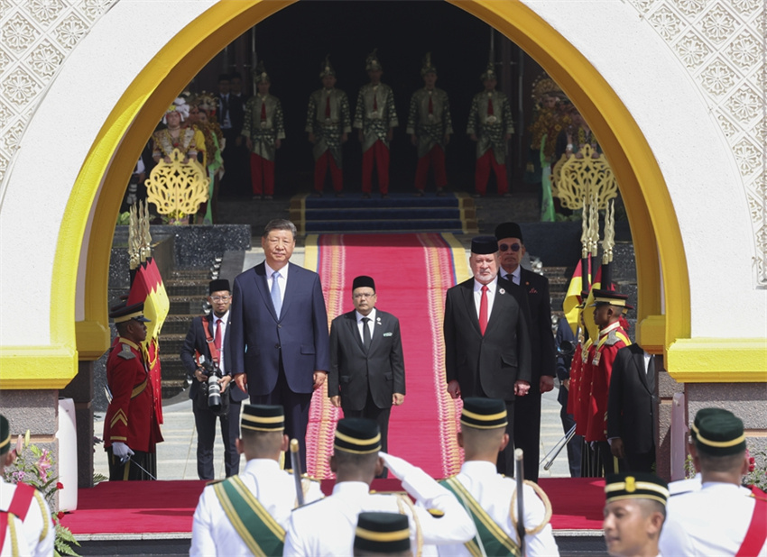 Xi Jinping pede esfor?os conjuntos para construir uma comunidade estratégica China-Malásia de alto nível com futuro compartilhado