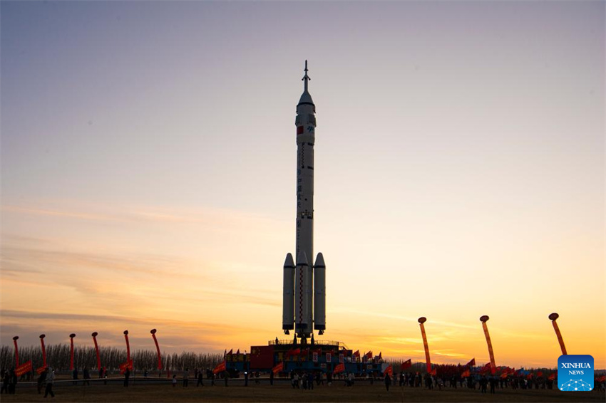 China se prepara para lan?ar a nave espacial tripulada Shenzhou-20