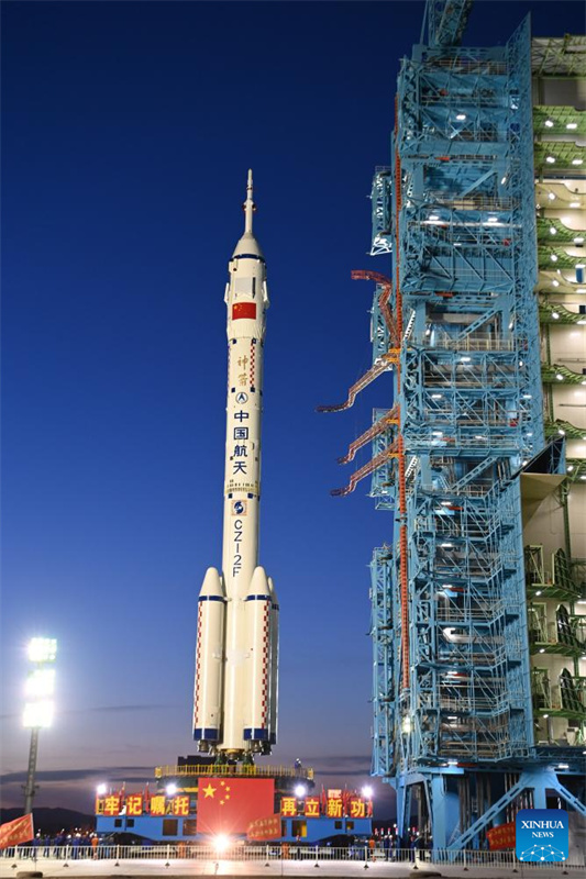 China se prepara para lan?ar a nave espacial tripulada Shenzhou-20