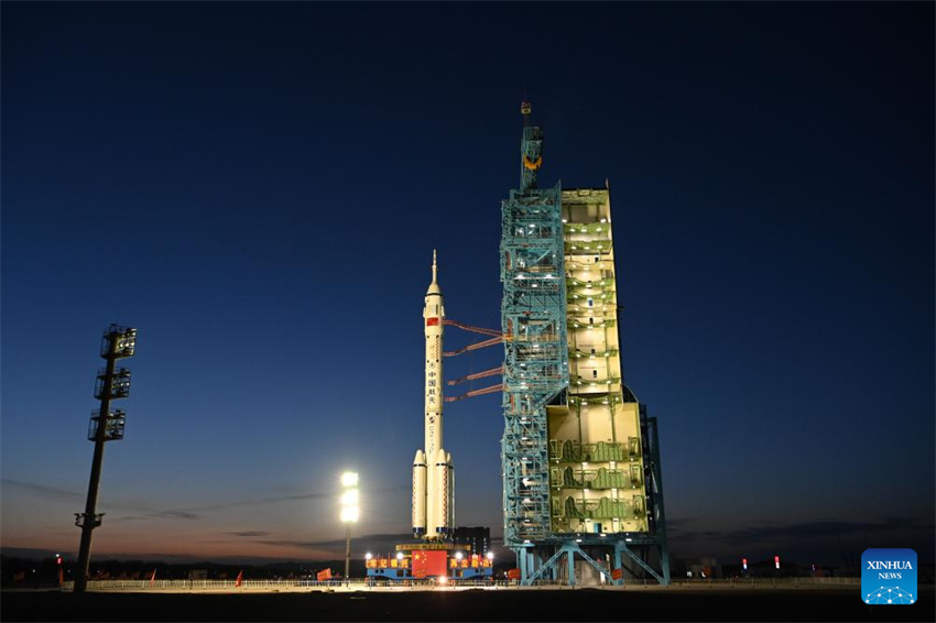 China se prepara para lan?ar a nave espacial tripulada Shenzhou-20