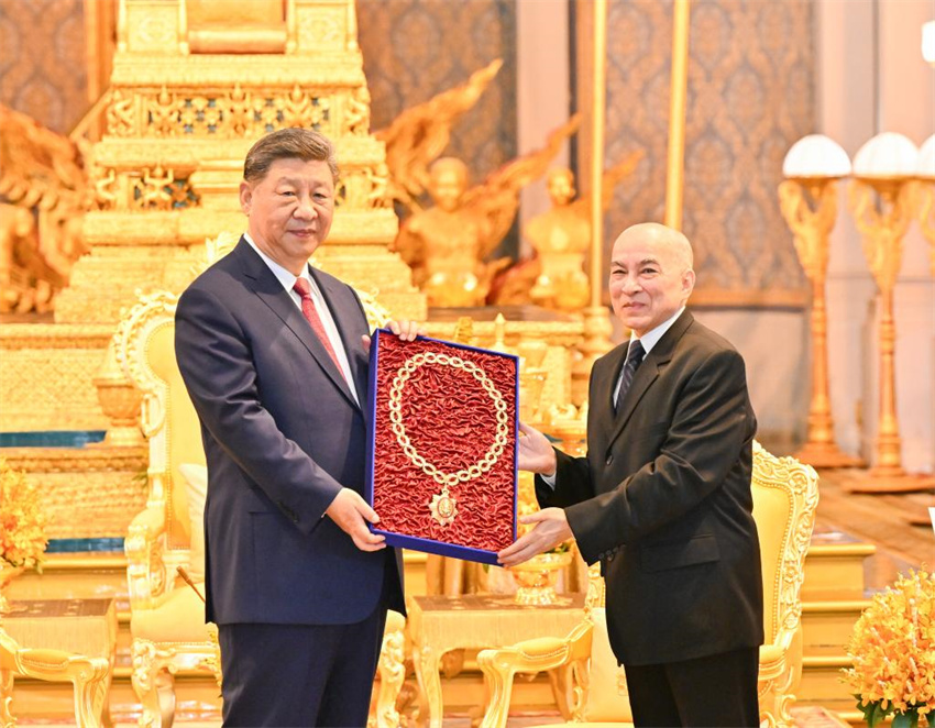 Xi Jinping diz que China e Camboja estabeleceram modelo de igualdade, confian?a mútua e coopera??o ganha-ganha entre países de diferentes tamanhos