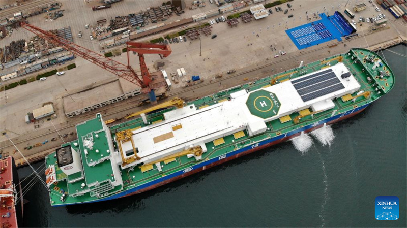 Embarca??o inteligente para aquicultura em alto mar comissionada em Qingdao