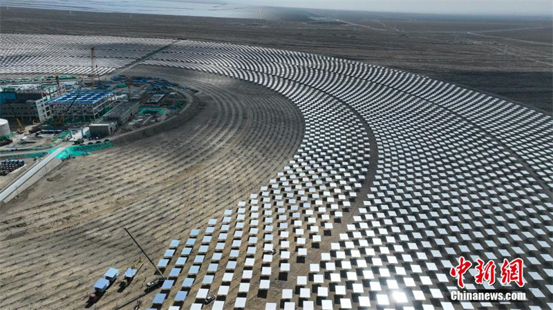 Galeria: maior projeto de torre solar térmica em constru??o na China