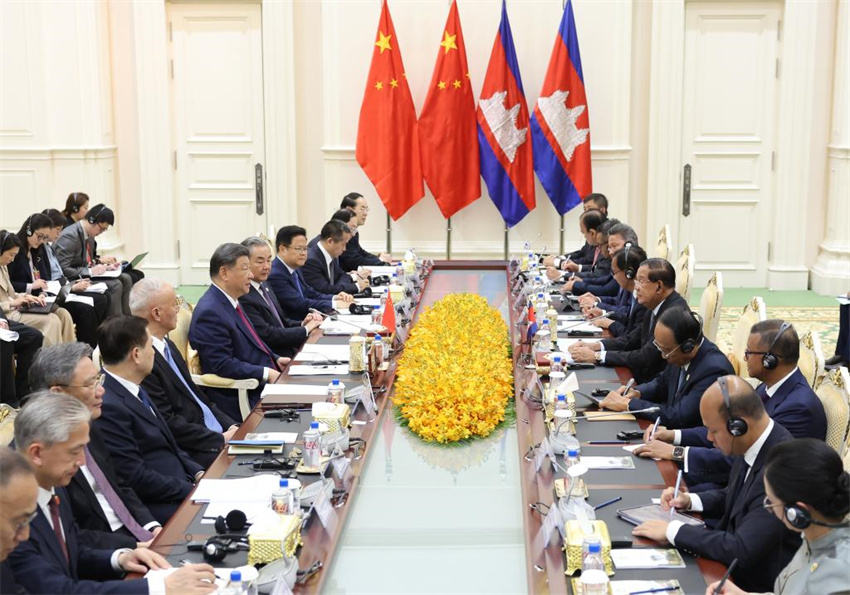 Construir comunidade China-Camboja com futuro compartilhado é escolha da história e do povo, diz Xi Jinping