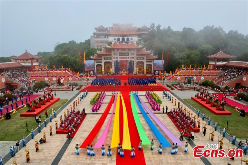 1.065o aniversário da deusa do mar Mazu é comemorado em Fujian