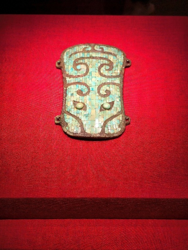 Jornalistas da Eurásia visitam o Museu do Sítio Arqueológico da Capital Xia em Erlitou