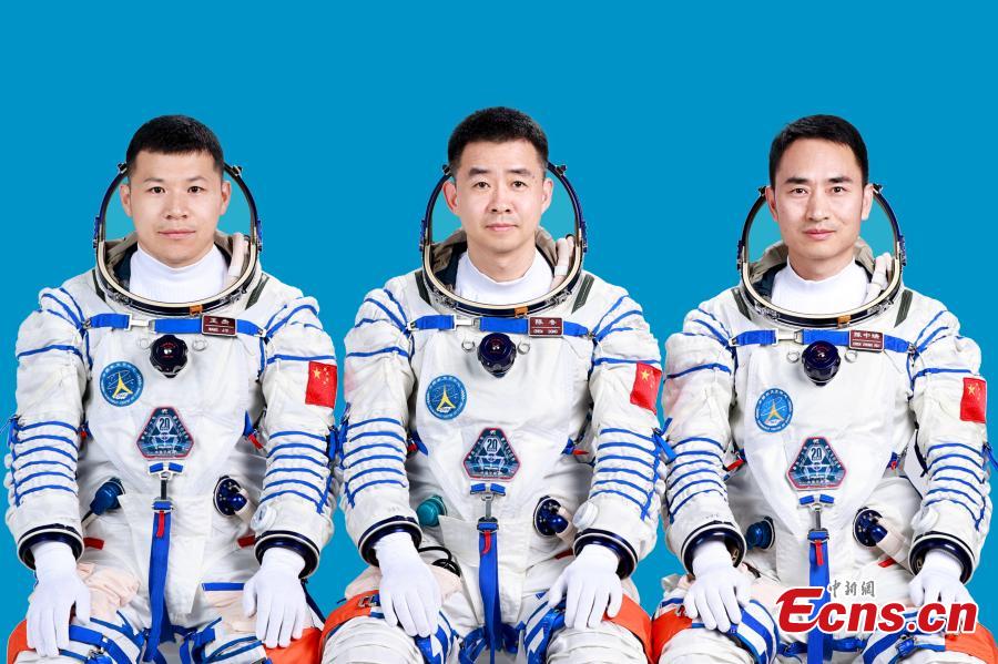 China revela tripula??o da Shenzhou-20 para miss?o da esta??o espacial