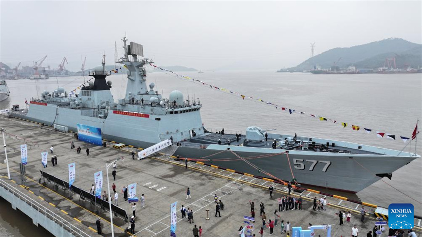 Marinha do Exército de Liberta??o Popular da China comemora seu 76o aniversário