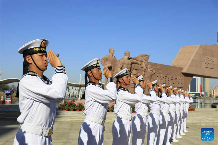 Marinha do Exército de Liberta??o Popular da China comemora seu 76o aniversário