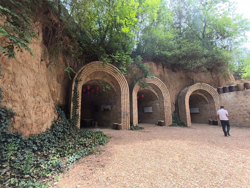 Luoyang: vila Aihe promove estética rústica no interior de Henan