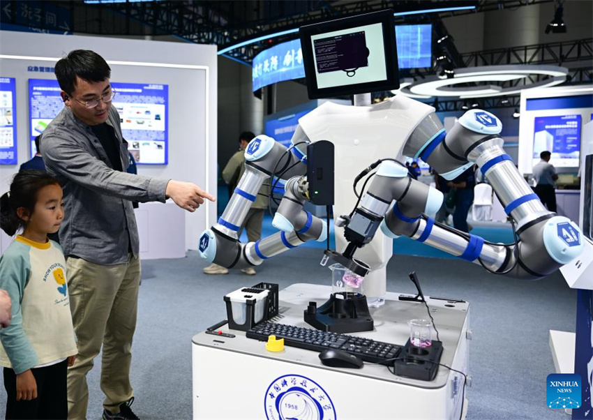 Inova??o ao encontro da oportunidade na feira de tecnologia de Anhui, no leste da China