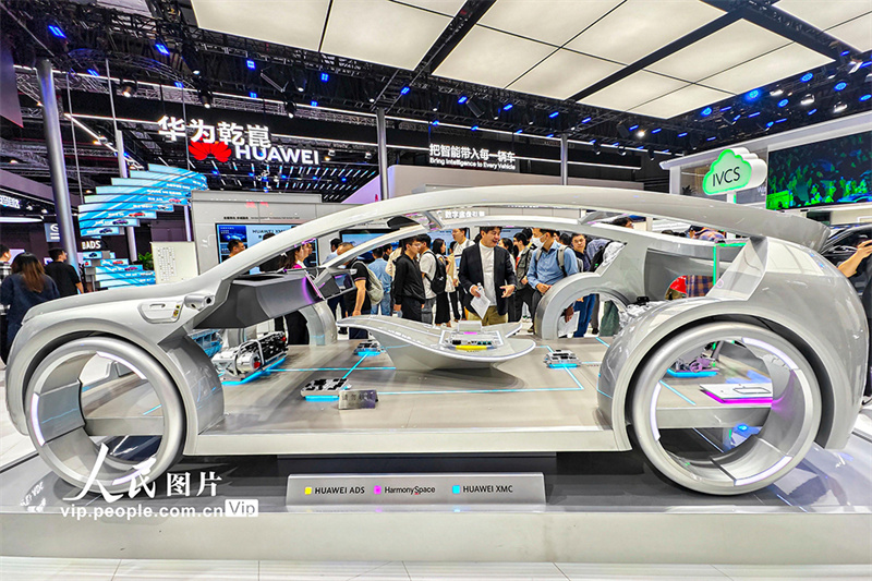 Sal?o do Automóvel de Shanghai atinge pico diário de 150 mil visitantes