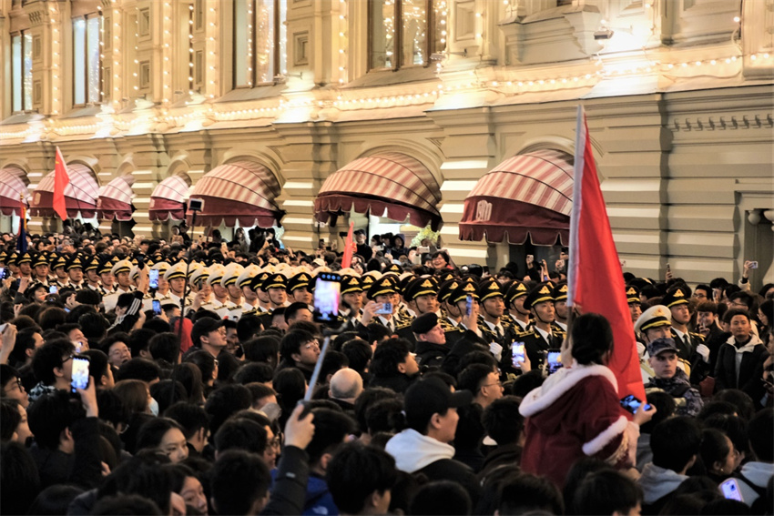 Guarda de Honra do Exército de Liberta??o Popular da China fez uma impressionante apari??o em Moscou
