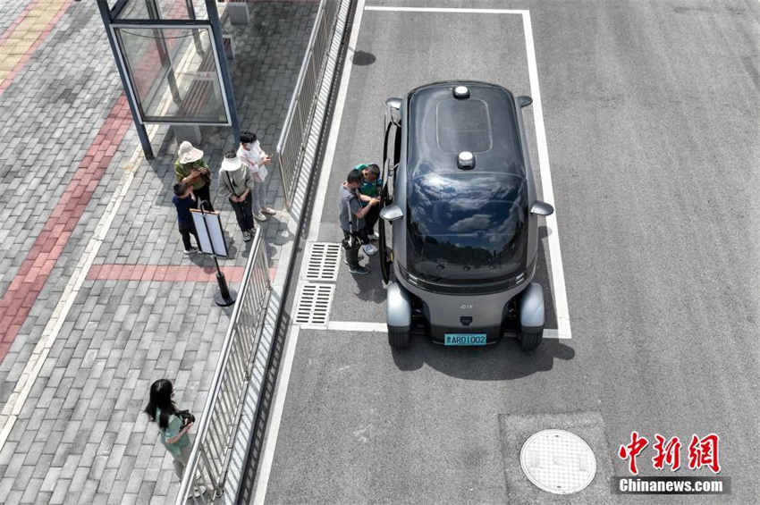 Guizhou inaugura primeira linha de ?nibus aut?nomos