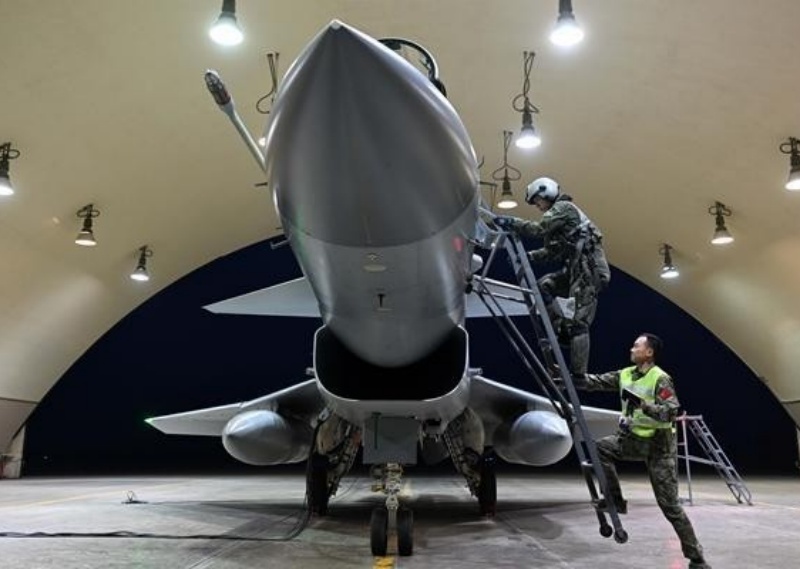 For?as aéreas chinesas e egípcias realizam treinamento conjunto no Egito