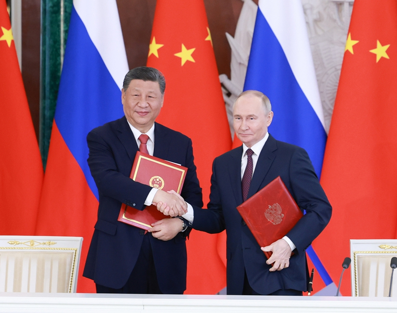 Xi Jinping diz que China e Rússia assumir?o responsabilidade especial como grandes países