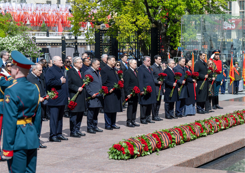 Xi Jinping participa das celebra??es do Dia da Vitória na Rússia