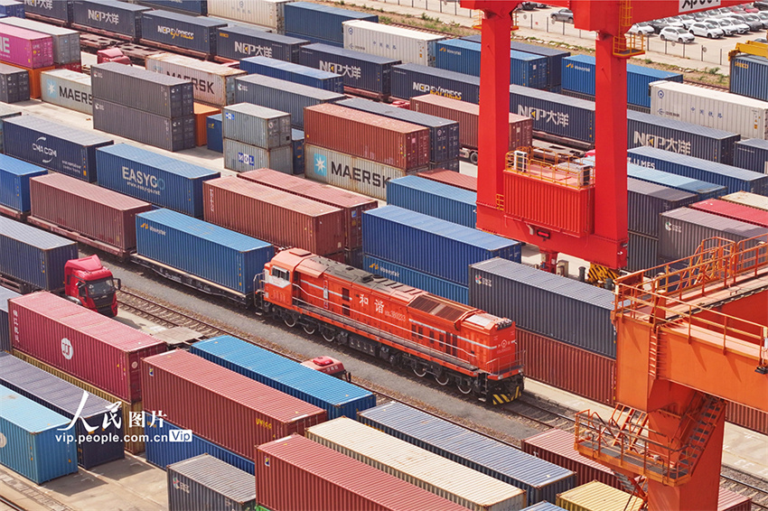 Henan: trens de carga China-Europa mantêm movimenta??o intensa