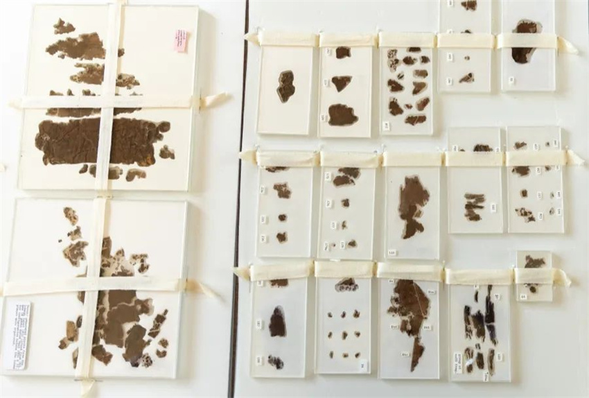 Manuscritos de seda de 2.300 anos s?o devolvidos dos EUA para China