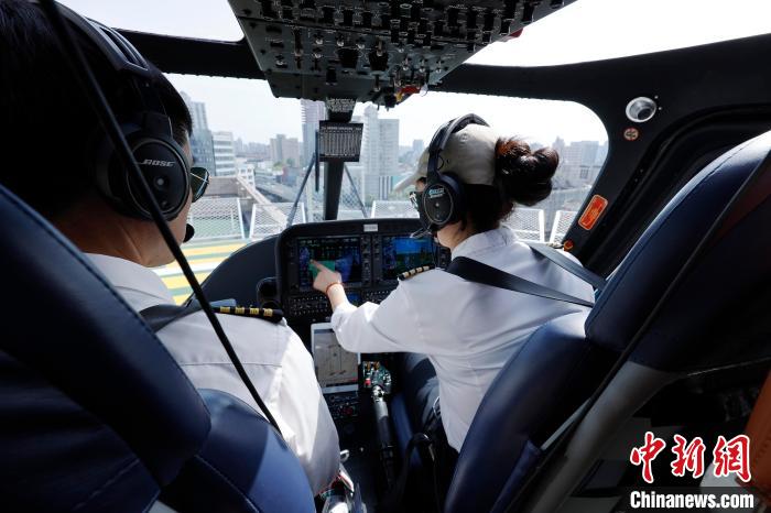 Shanghai? lan?a primeira rota turística personalizada de baixa altitude no centro da cidade