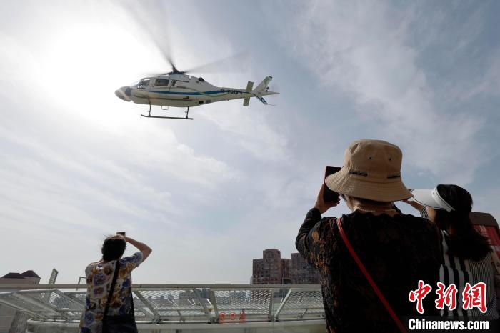 Shanghai? lan?a primeira rota turística personalizada de baixa altitude no centro da cidade