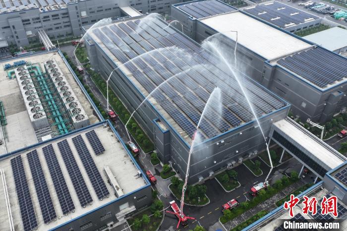 Wuhan organiza exercício de prote??o civil com participa??o de rob?s