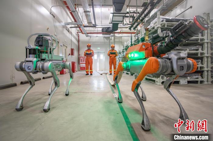 Wuhan organiza exercício de prote??o civil com participa??o de rob?s