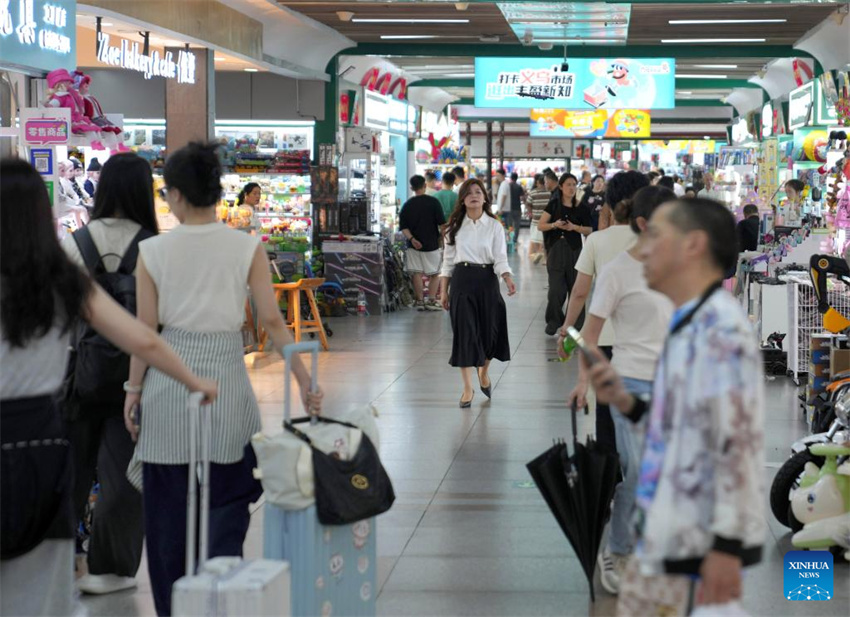 IA ajuda a impulsionar o desenvolvimento de negócios em Yiwu, leste da China