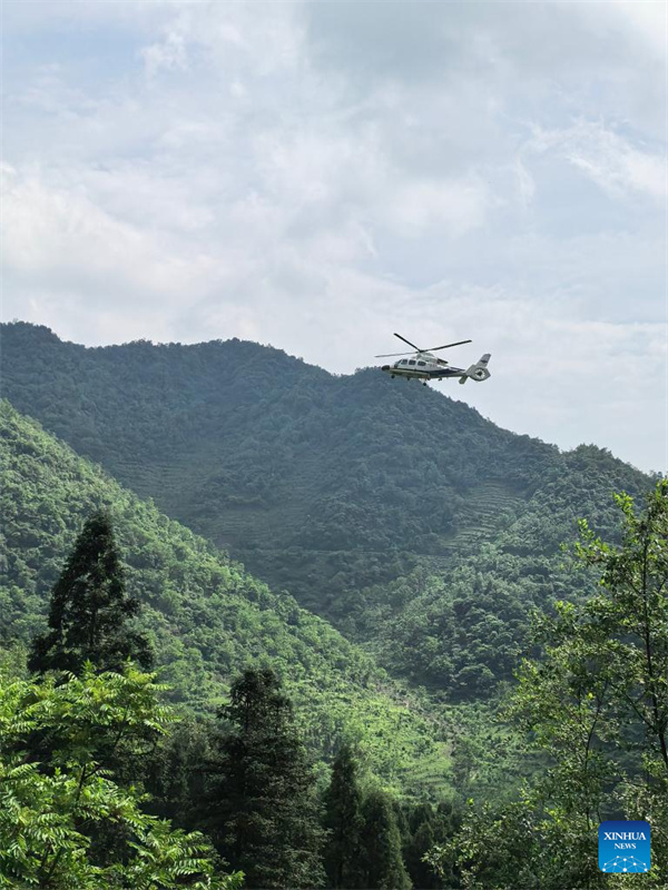 19 pessoas presas em deslizamentos de terra no sudoeste da China