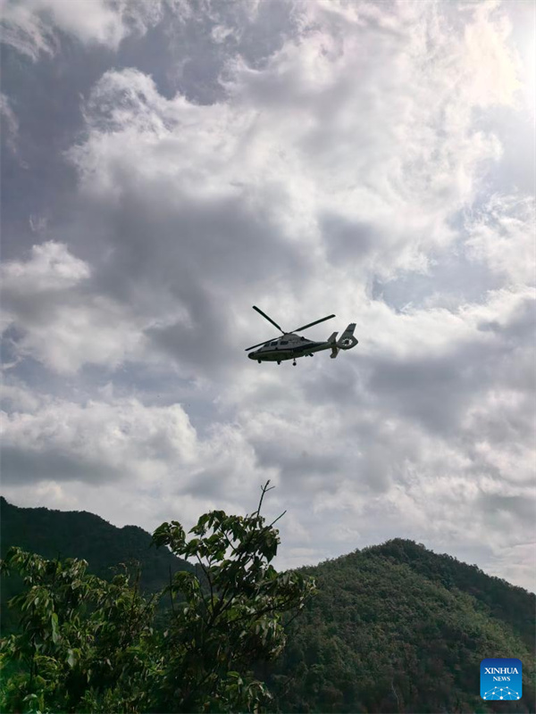 19 pessoas presas em deslizamentos de terra no sudoeste da China