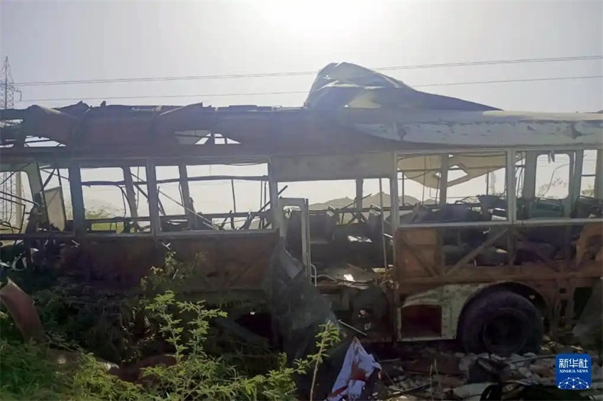 China condena veementemente ataque a ?nibus escolar no Paquist?o, diz porta-voz do Ministério das Rela??es Exteriores