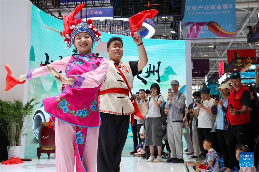 Shenzhen: 21a Feira Internacional de Indústrias Culturais da China é inaugurada