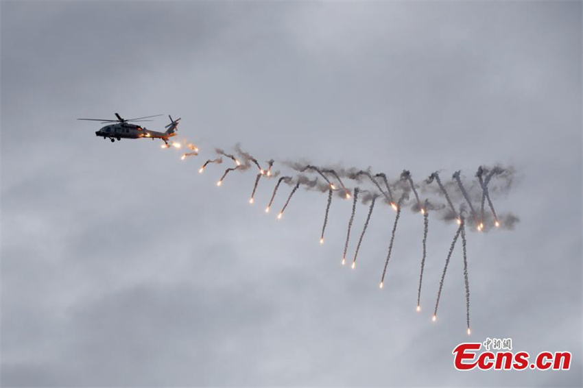 China e Camboja realizam exercícios militares conjuntos terrestres e marítimos