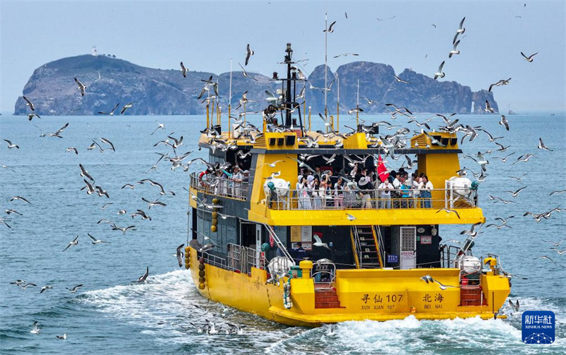 China registra aumento de 10,8% em viagens inter-regionais durante Festival do Barco do Drag?o