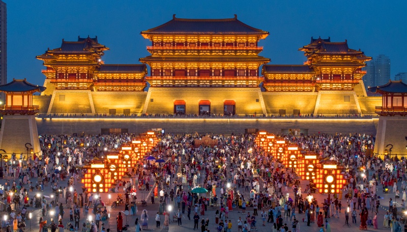 Economia noturna em alta durante feriado em Luoyang
