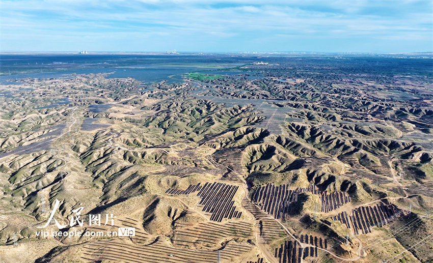 Usina fotovoltaica nos 