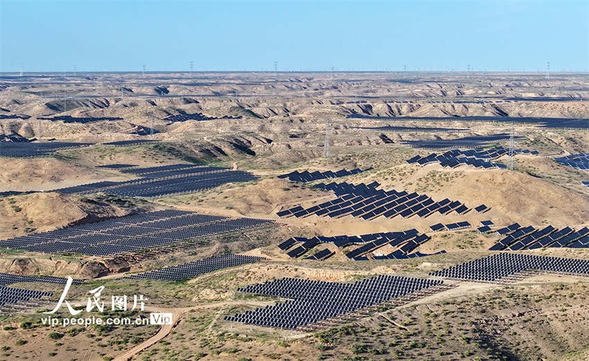 Usina fotovoltaica nos 