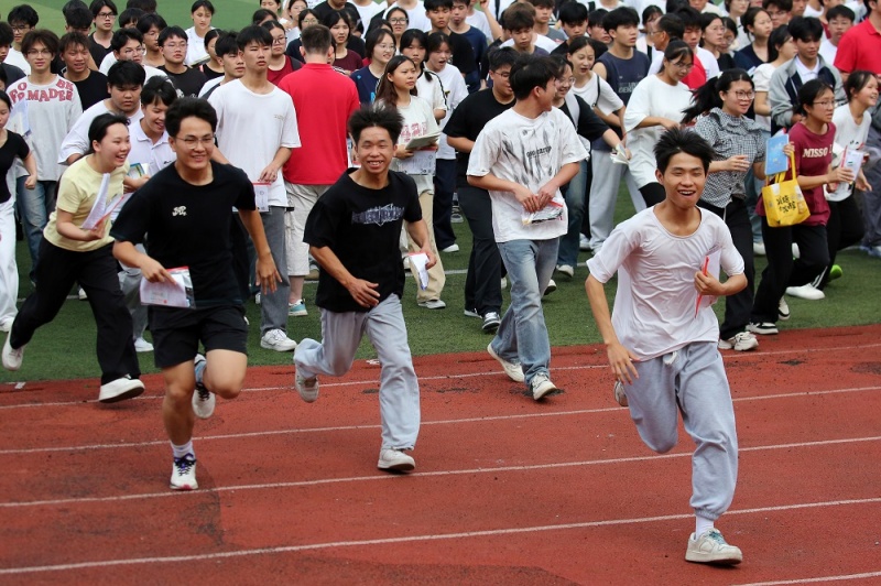 China realiza exame nacional de admiss?o às universidades