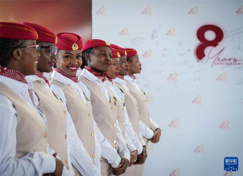 Quênia celebra 8o aniversário da opera??o segura da ferrovia de bitola padr?o