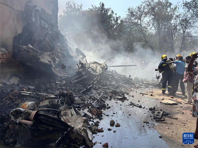 Mais de 240 mortos em acidente aéreo da Air India